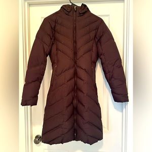 Patagonia knee-length, cocoa brown, down parka. Removable hood. Size S.